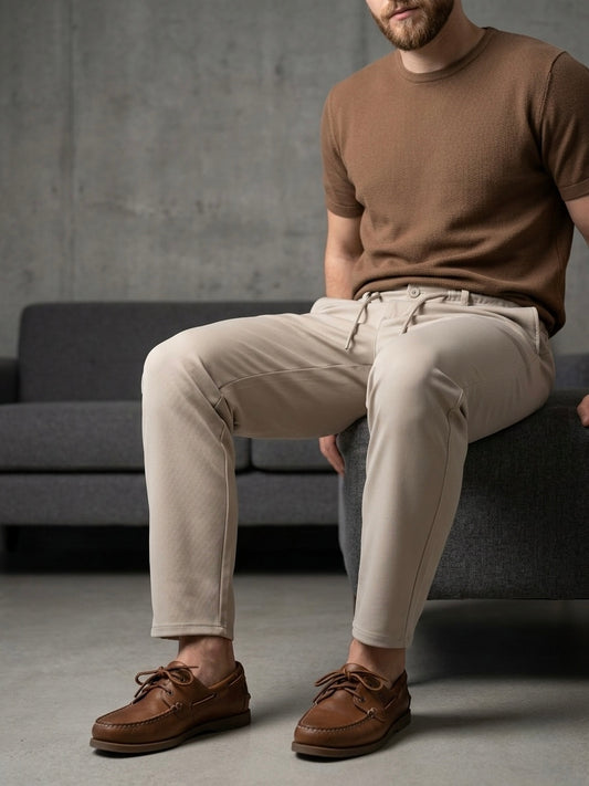 Erkek Bej Armürlü Yarım Lastik Kemer Detaylı Kumaş Pantolon - MRN1213