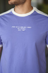 Erkek Bisiklet Yaka Şerit Detaylı Nakışlı %100 Pamuk Tişört - 2533