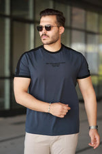 Erkek Bisiklet Yaka Füme Siyah Şerit Detaylı Nakışlı %100 Pamuk Tişört - 2533